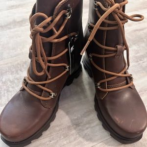 Sorel waterproof lace up boot. Brand new, with tags!